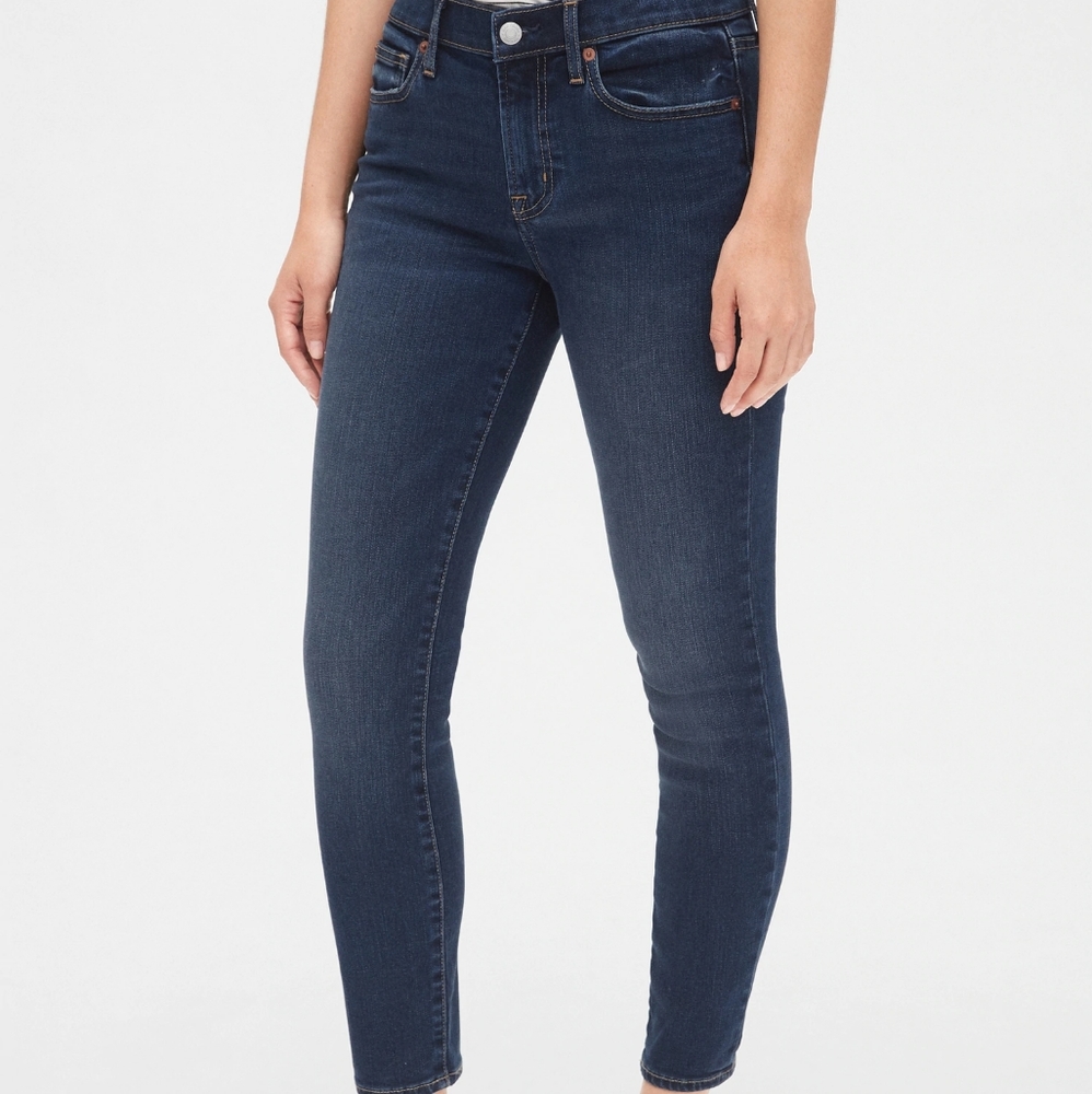 Gap 1969 blue Jean's true skinny ankle 27R